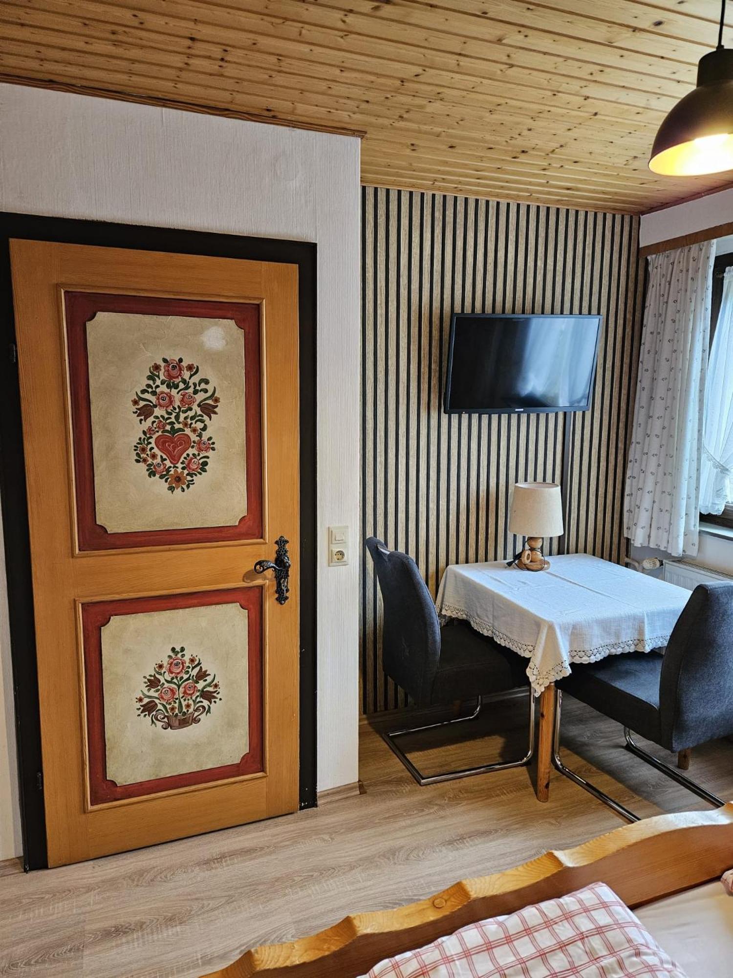 Am Wehrastrand App 5 Todtmoos Esterno foto